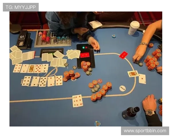 如何在德州扑克在线玩小游戏中快速积累筹码实现成为牌场高手的实用指南